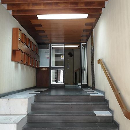 So Fine Petruzzelli Flat Apartment Bari Bagian luar foto